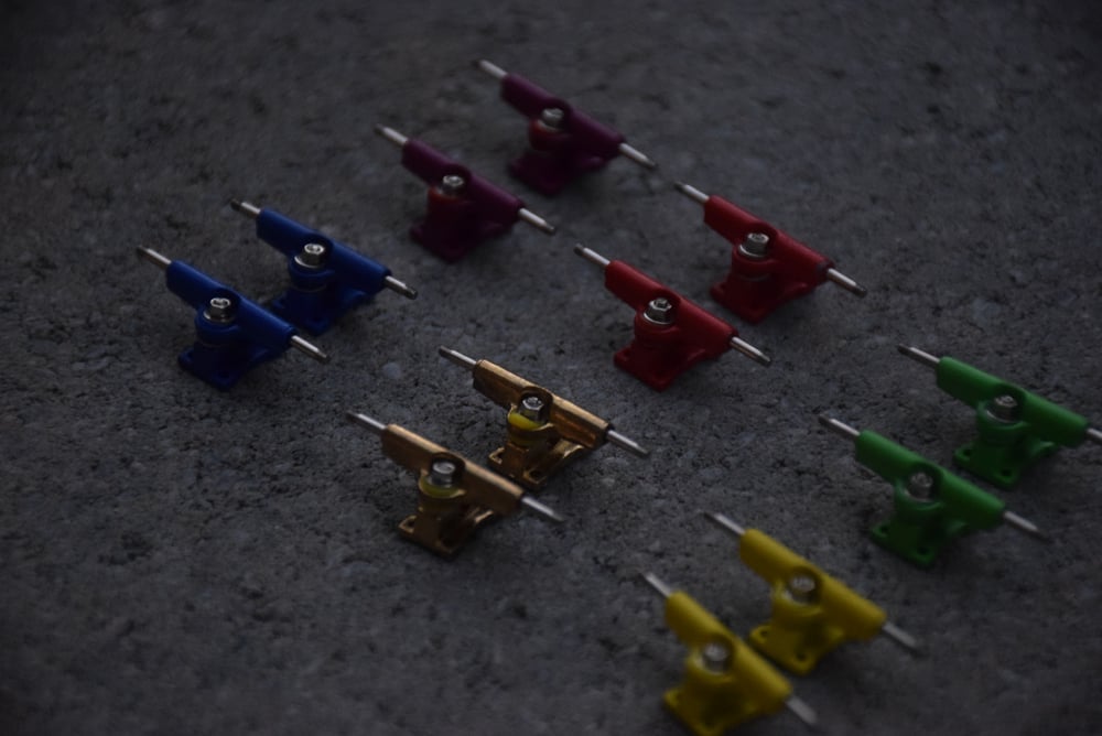 Image of Raffy trucks 32mm (spacers)