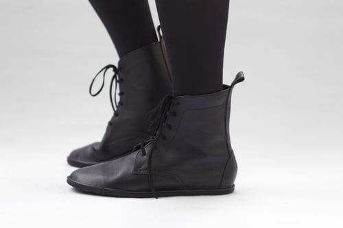 Foris boots in Matte Black | The Drifter Leather handmade shoes