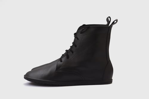 Image of Foris boots in Matte Black 