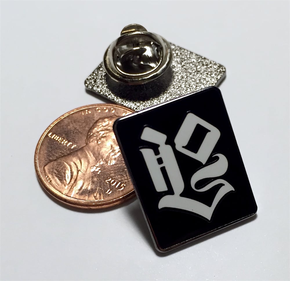 Image of LO Logo lapel pin