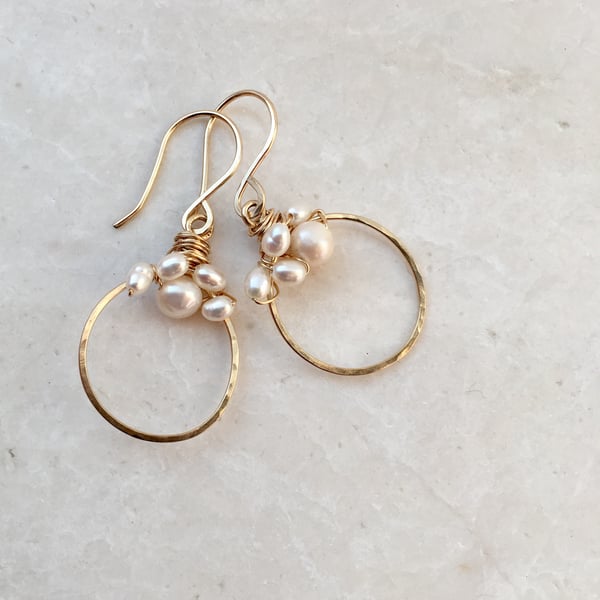 Image of Freshwater pearl gold hoop earrings