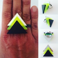 Prsten / Ring Tri - Mirror-fluorescent green - black