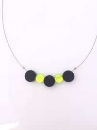 Image 2 of Náhrdelník / Necklace Black - fluorescent green