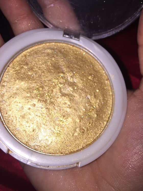 Image of "Cleopatra" Highlight Compact