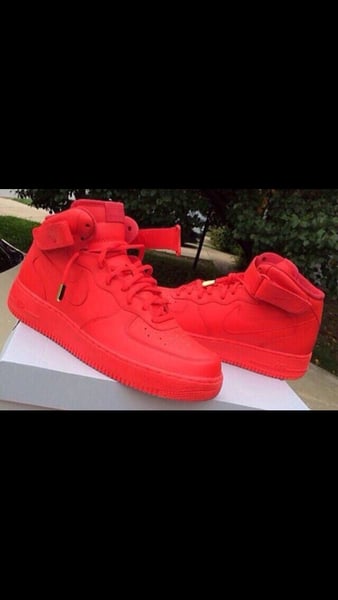 Image of Air Force 1 mid "red October"
