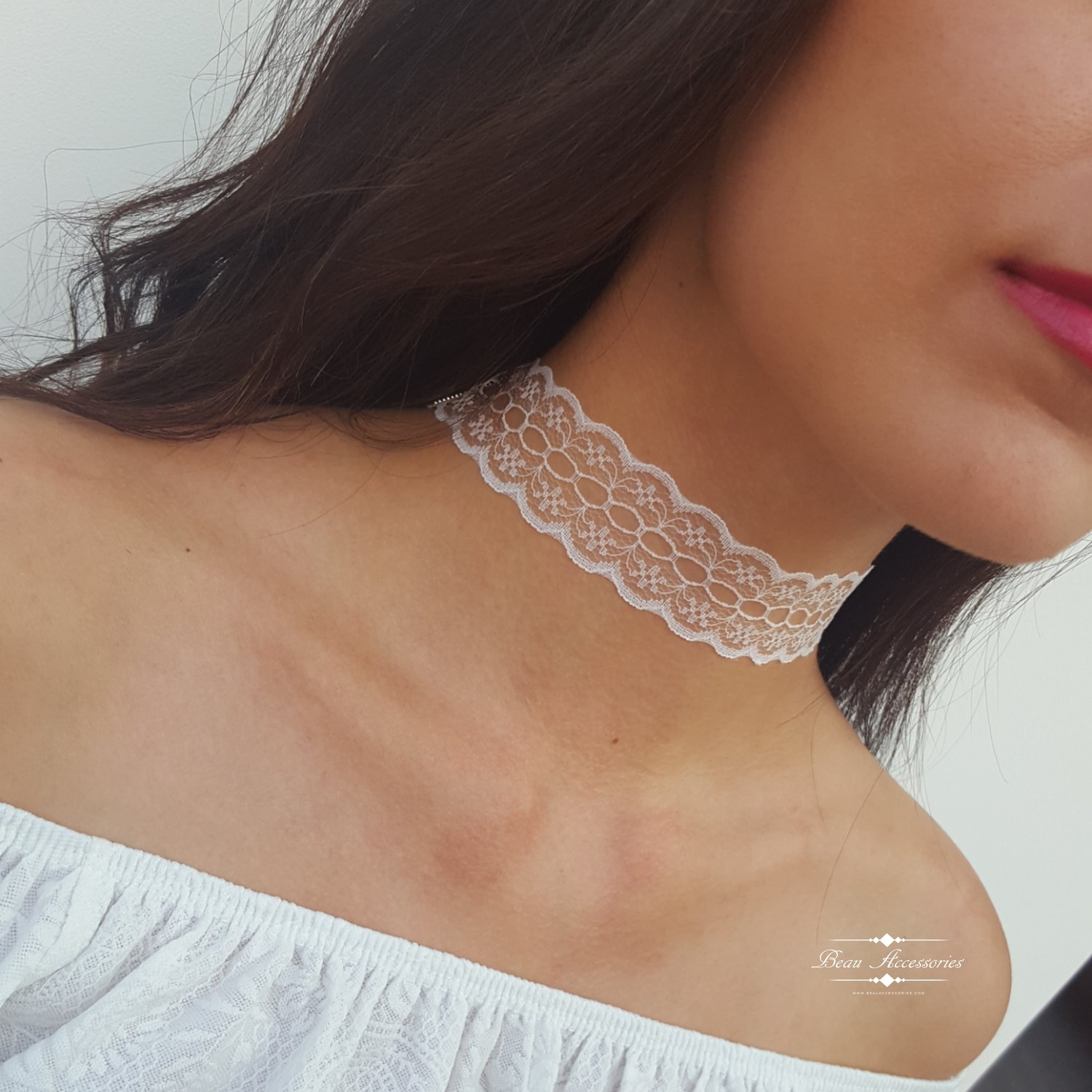 Image of White Lace Choker