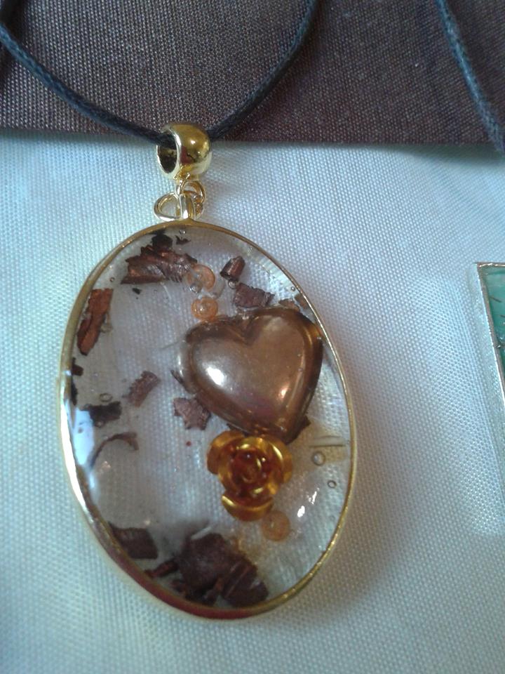 Image of Oval Pendant