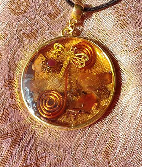 Image of Round Amber&Gold Pendant