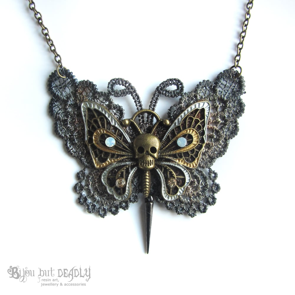 Lace Gothic Butterfly Necklace Bronze