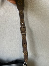 Image 5 of LV Carryall PM Leather