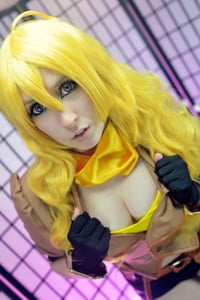 Image 4 of Yang (RWBY) Photoset