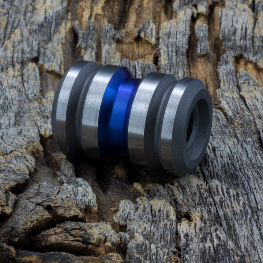 Image of Tank Thin Blue Line Ti Bead