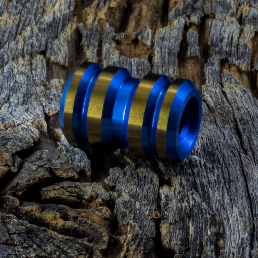 Image of Tank Blue & Bronze Ti Bead #1