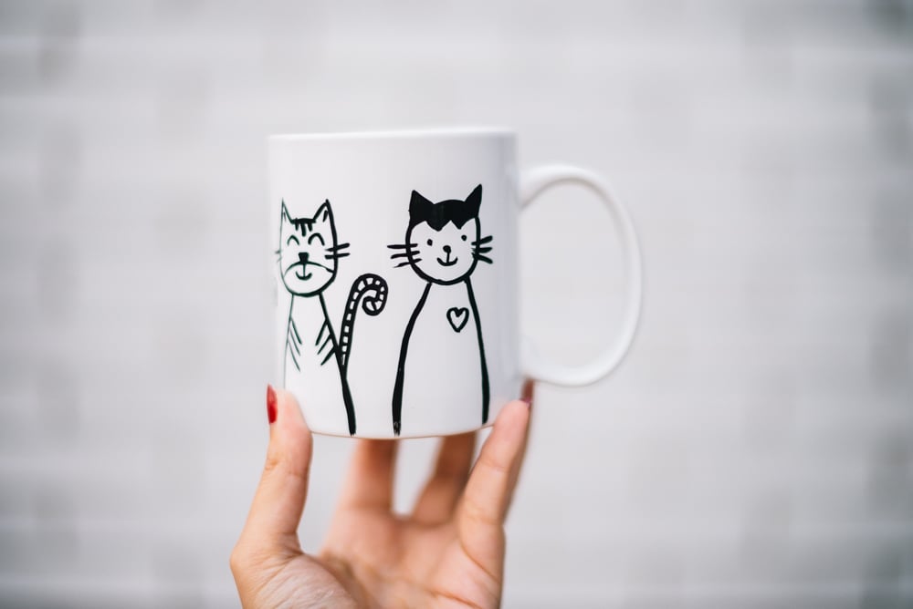 Image of Taza pintada a mano: Gatetes