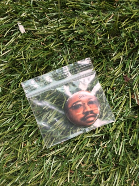 Image of dead dad pin.