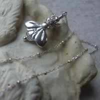 Image 4 of Queen Bee