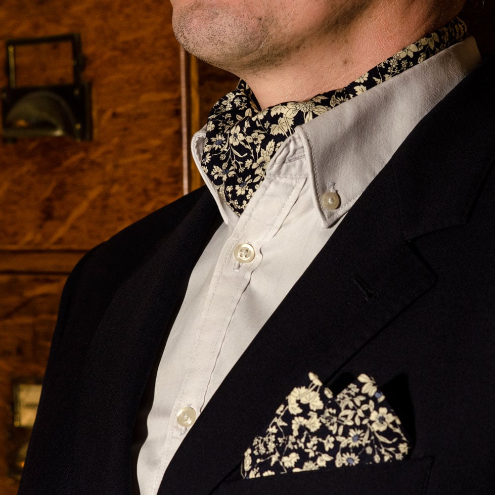 Image of Gents Navy Floral Cravat and Pocket Square 