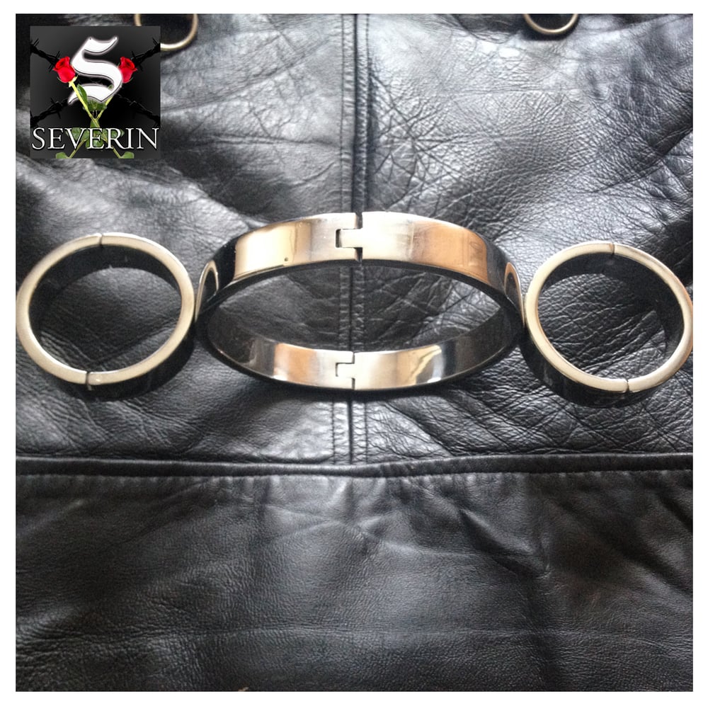 Image of Steel Chrome plated neck and wrist restraint.