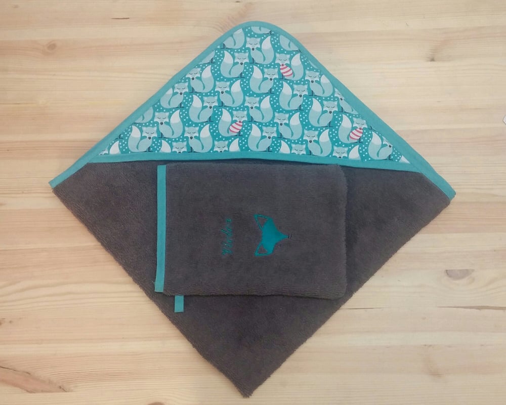 Sur Commande Cape De Bain Bebe Personnalisable Lilyeandco