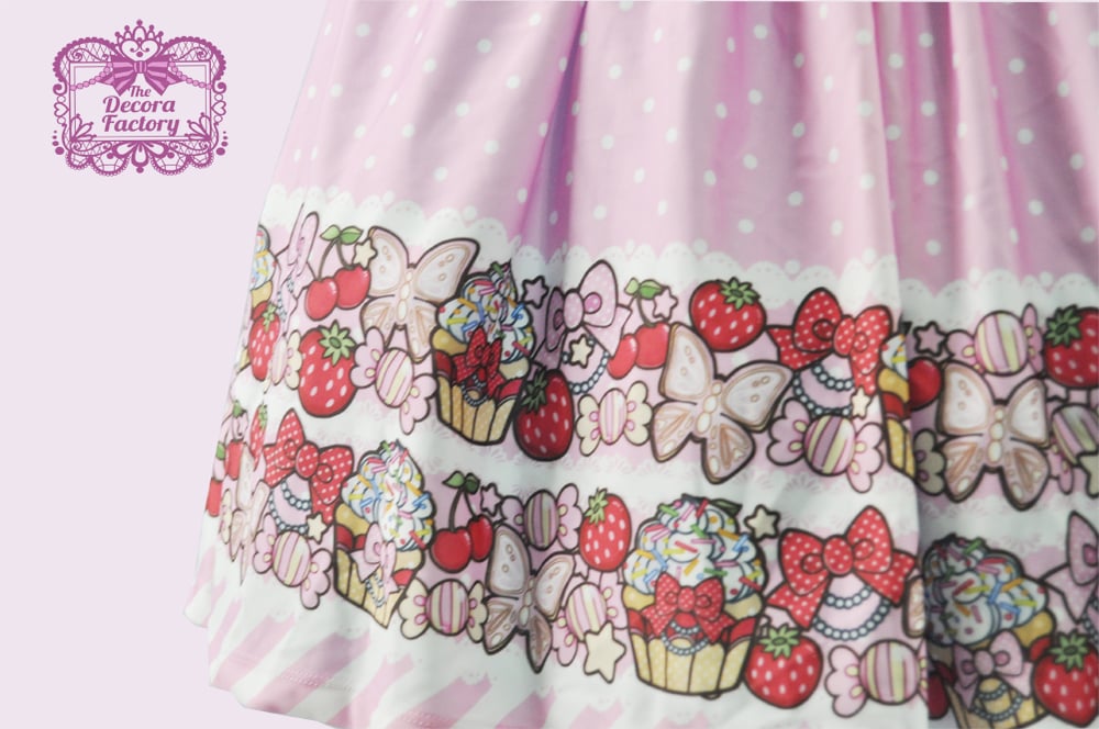 Image of Straw-berry Sweetie Cupcakes Skirt in Pink