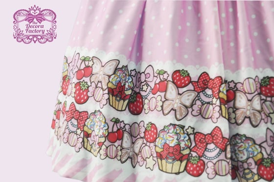 Image of Straw-berry Sweetie Cupcakes Skirt in Pink