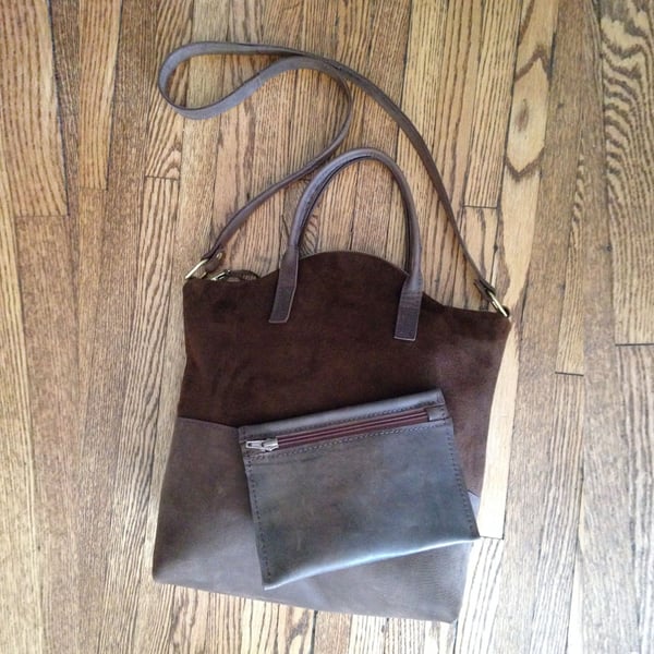 Image of Classic Entourage Tote with extra Pouch