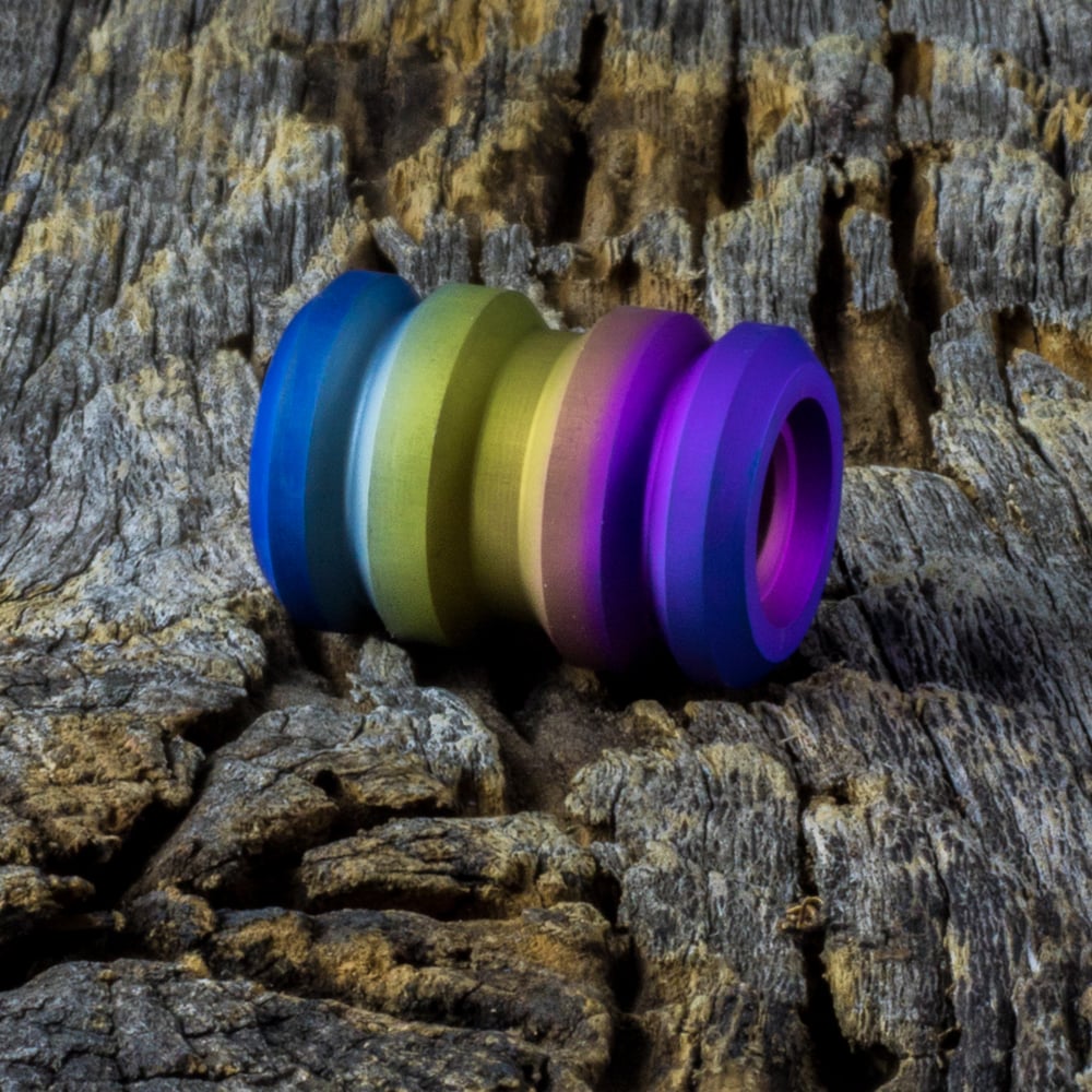 Image of Tank Rainbow Spectrum Ti Bead #1