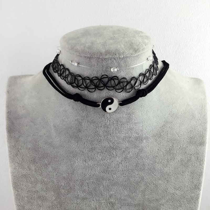 Yin yang deals choker