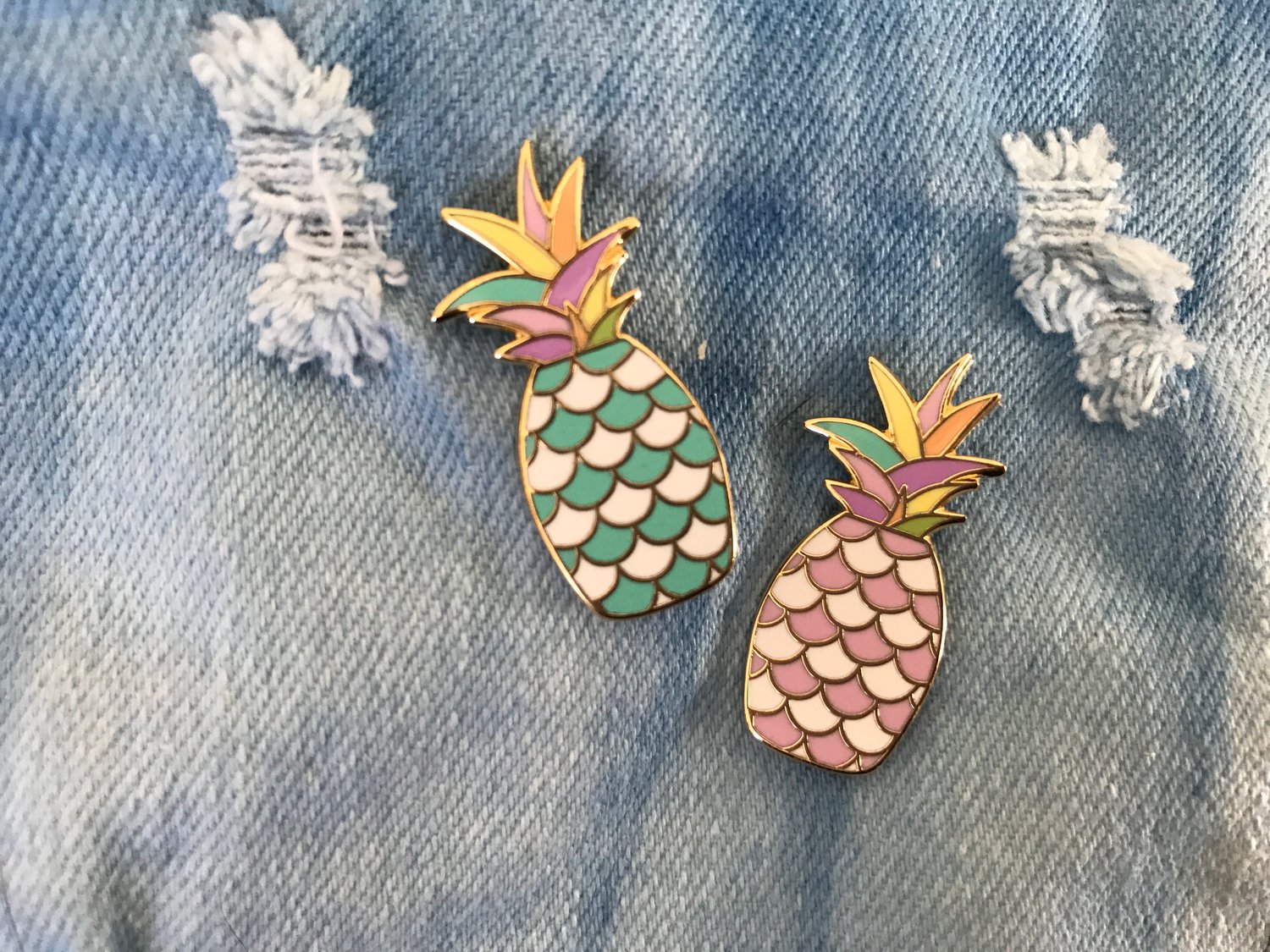 Image of Pineapple Scales Pin