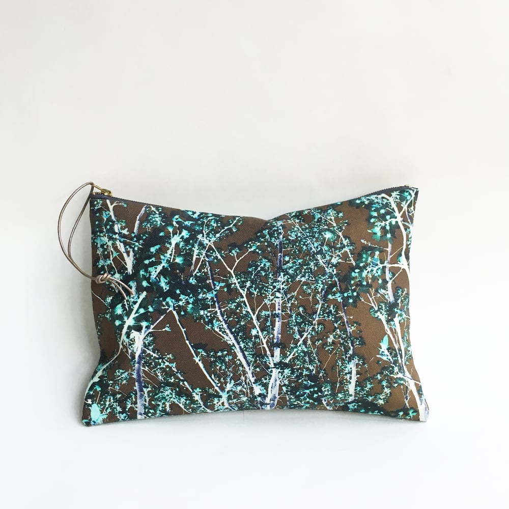 Image of AUTUMN NIGHT Pouch