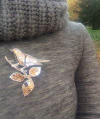 Brož / Brooche Bird on branch