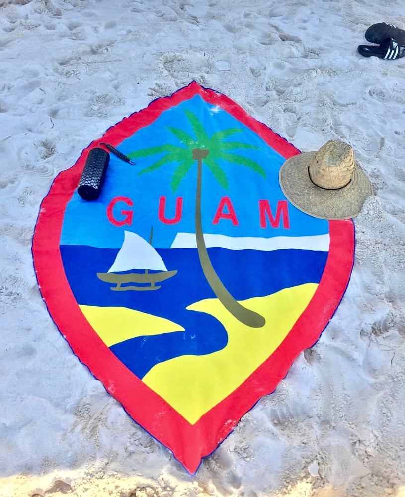 Image of MICROFIBER GUAM SEAL BEACH TOWEL