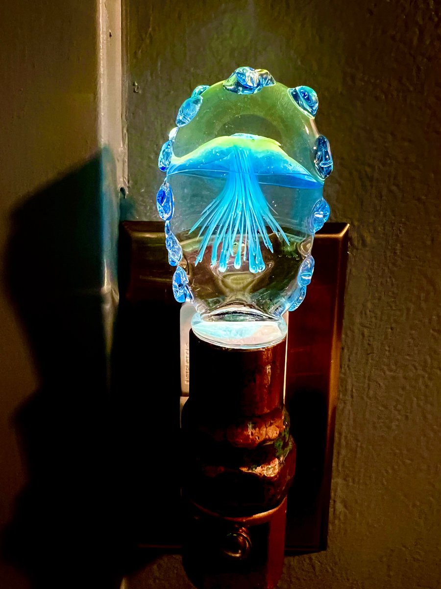 Image of Jelly fish night light 2