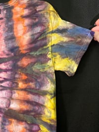 Image 6 of SMALL Live Laugh Toaster Bath Tie Dye Shirt