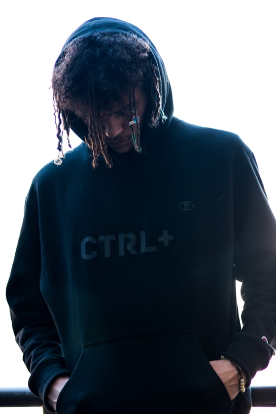 Image of CTRL + Label 3M Black on black.