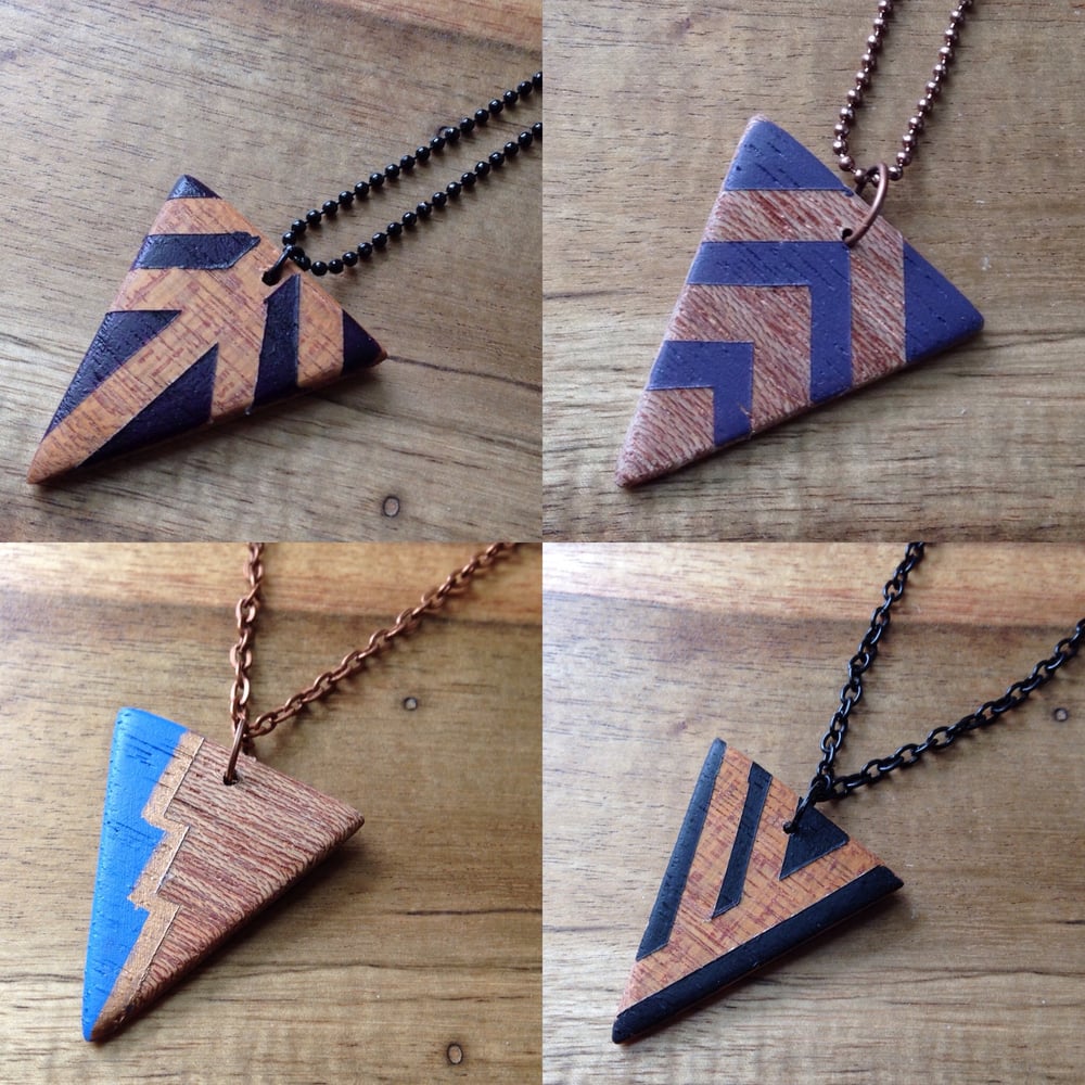 Image of Lila Mini Tri Necklace