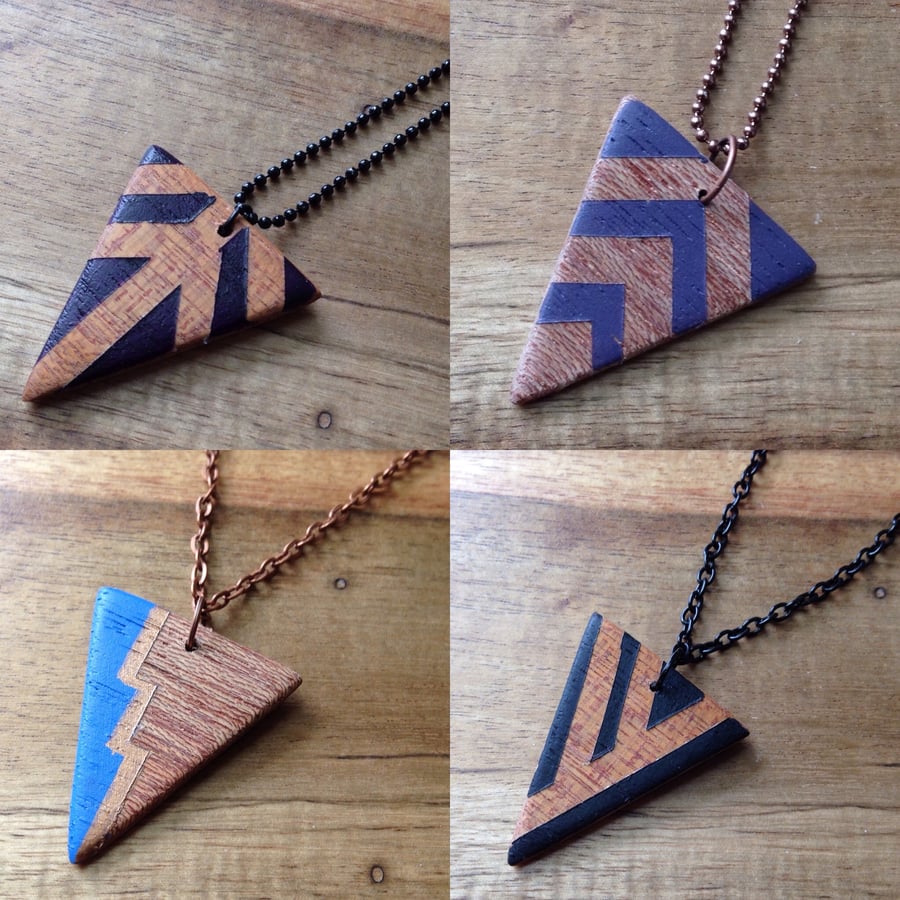 Image of Lila Mini Tri Necklace