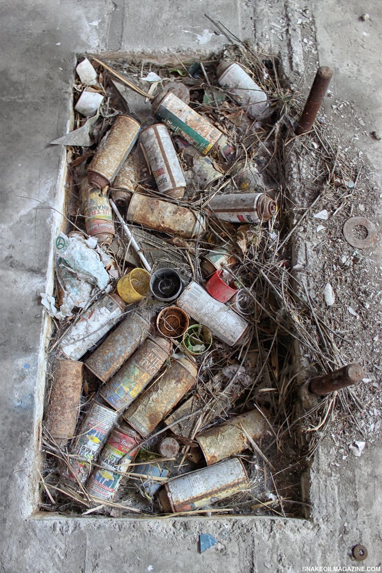 Image of Rusted Spray Paint Cans