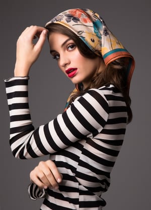 Image of PAÑUELO DE SEDA FRENCHY