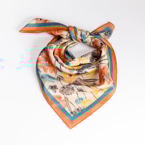 Image of PAÑUELO DE SEDA FRENCHY