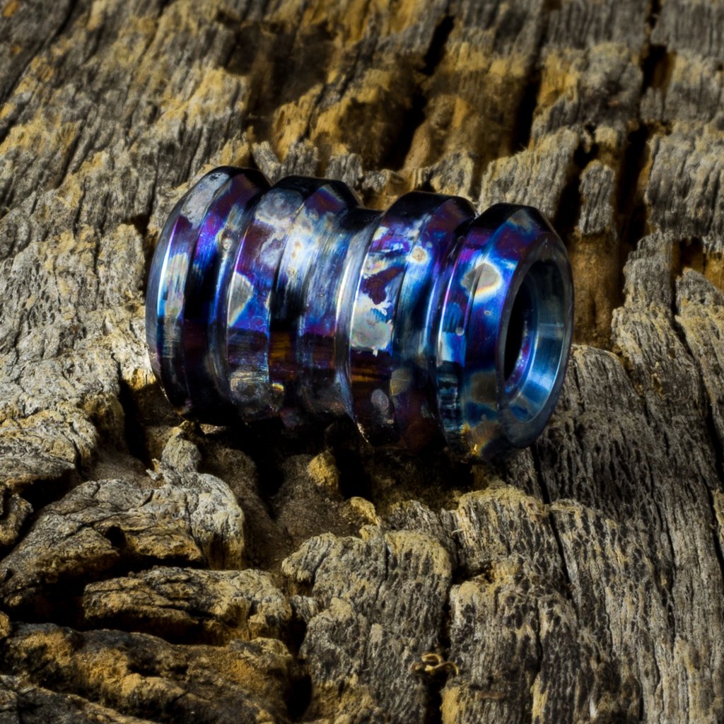 Image of Tank Deep Sea anodized Ti Bead