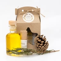 Image 3 of Organic Aromatherapy Bath/Body Oil and Lipbalm Gift Set