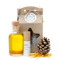 Image 4 of Organic Aromatherapy Bath/Body Oil and Lipbalm Gift Set