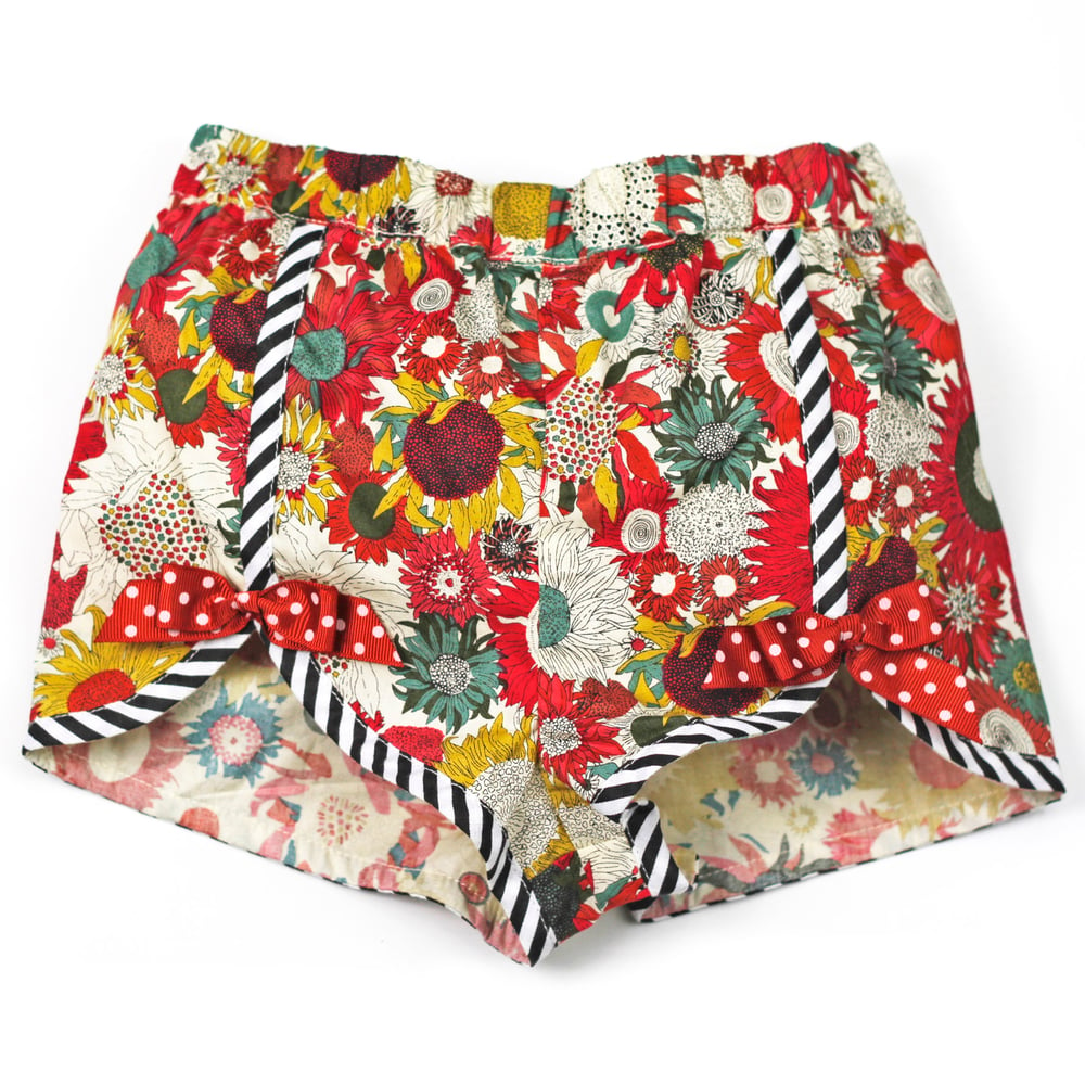 Image of Polly Vintage Bow Shorts - Evening Sunflower
