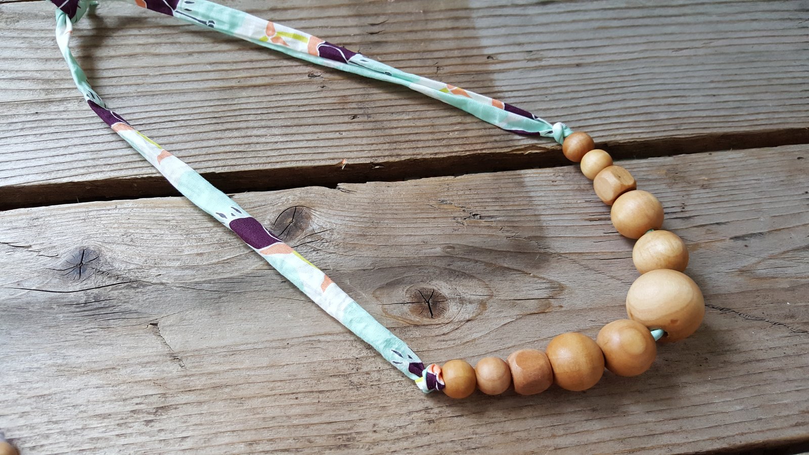 Exclusive hand crafted dokra art wooden beaded necklace – Sujatra