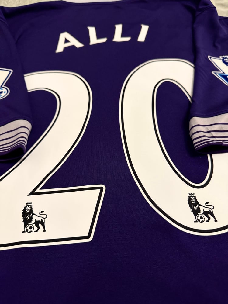 Image of Tottenham Hotspur “ALLI 20” 2015/16 Third Shirt + patches (XL)