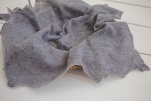 Image of Merino Silk Dark Silver Felted Layer CHARCOAL