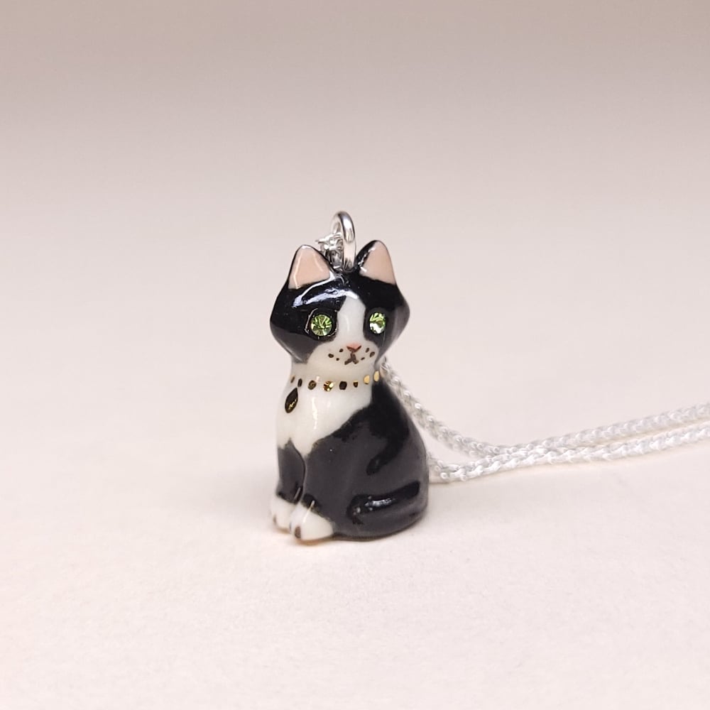 Image of Tuxedo Porcelain & Sterling Silver Sitting Kitten Pendant