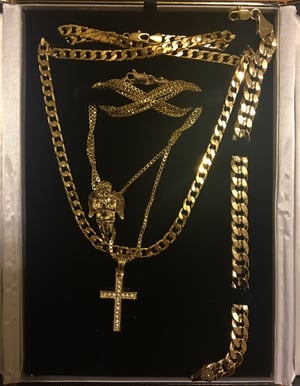 Image of Supreme Billionaire Box