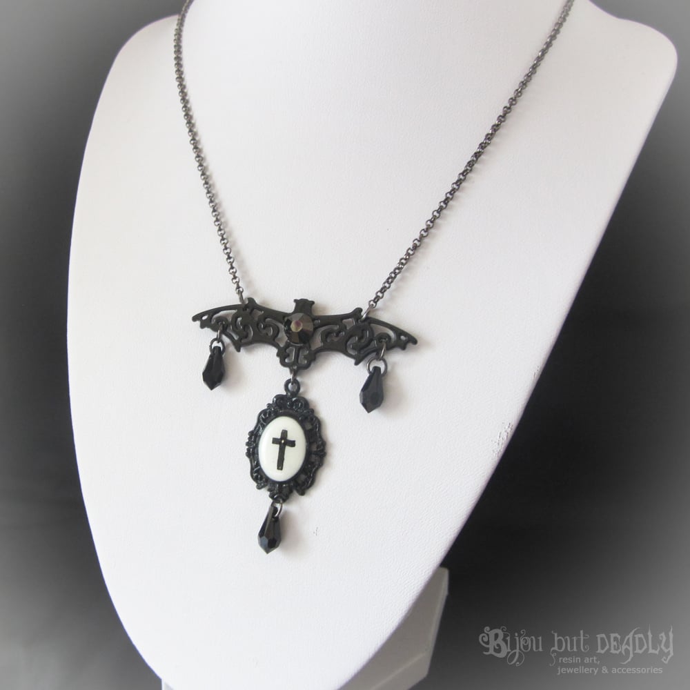 Filigree Bat Cross Cameo Necklace *WAS £16 NOW £10*